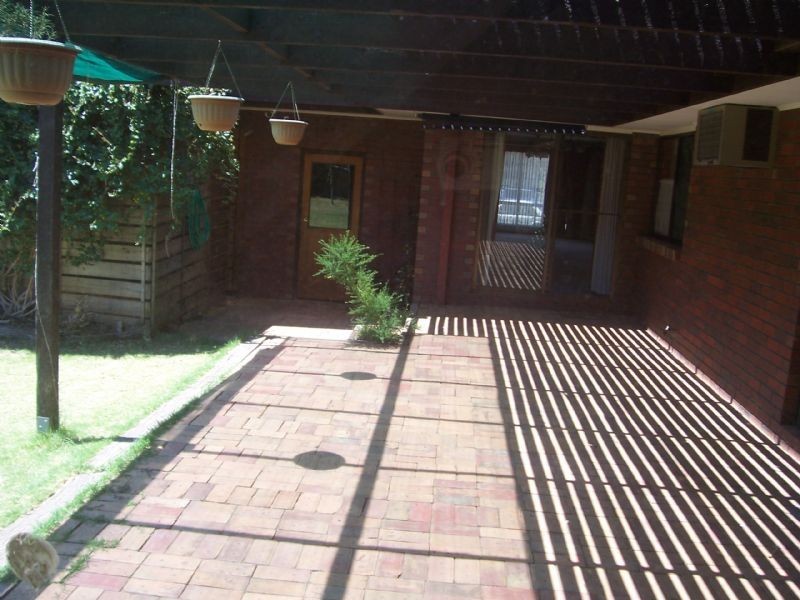 18 Lachlan Crescent, Shepparton VIC 3630