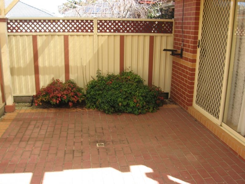 2/14 Barker Avenue, Shepparton VIC 3630