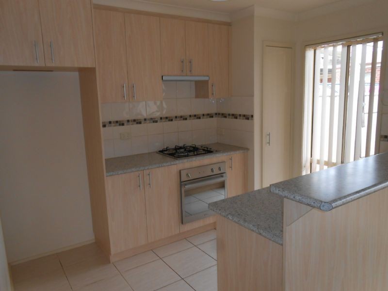 2/6 Madge Court, Mooroopna VIC 3629