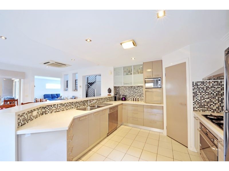 2 Elm Terrace, Shepparton VIC 3630