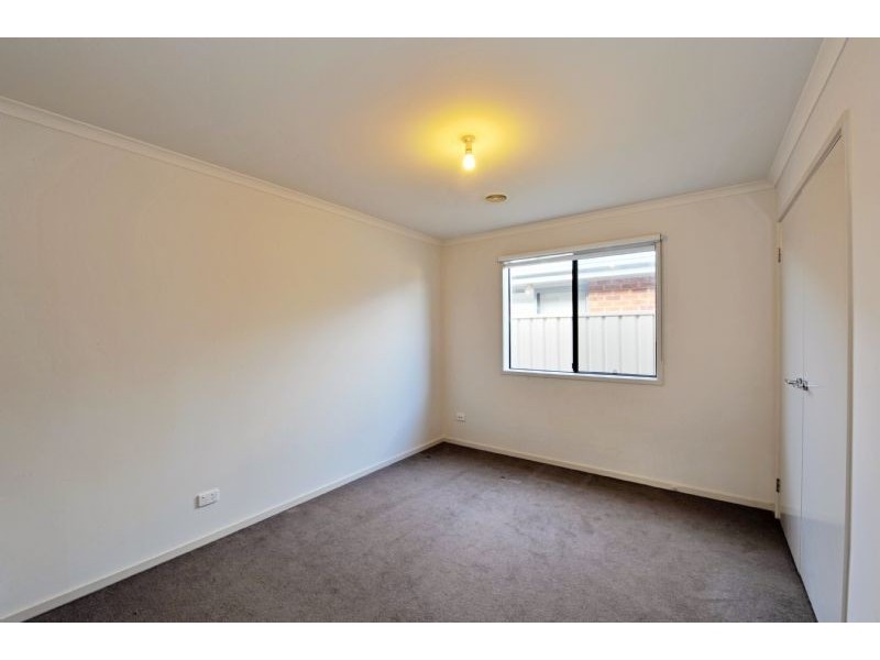 6 Melrose Circuit, Shepparton VIC 3630