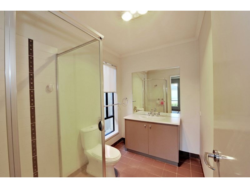 6 Melrose Circuit, Shepparton VIC 3630