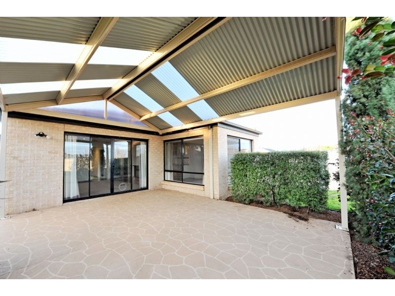 6 Melrose Circuit, Shepparton VIC 3630