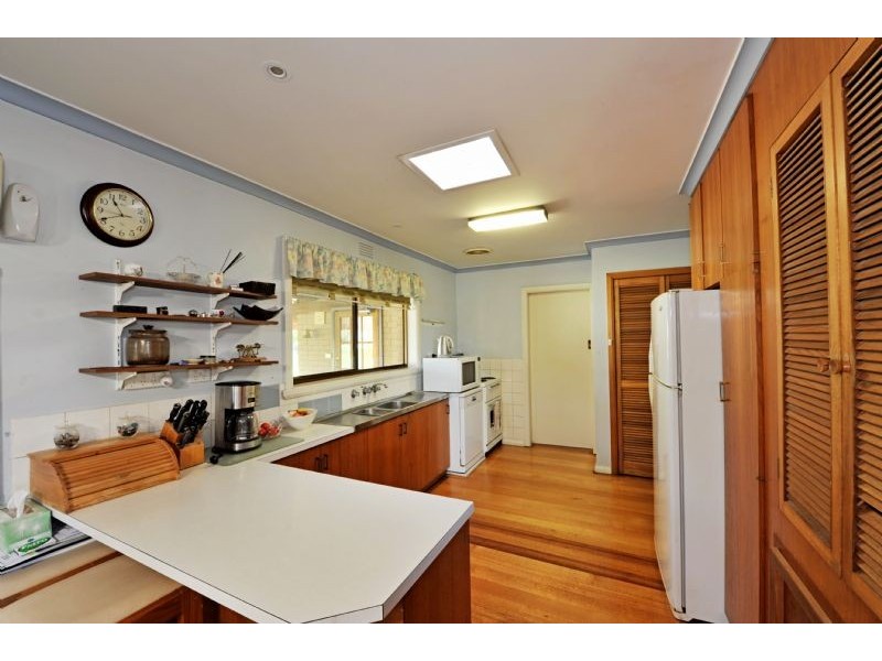 11 Edgewater Road, Kialla VIC 3631