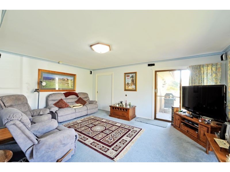 11 Edgewater Road, Kialla VIC 3631