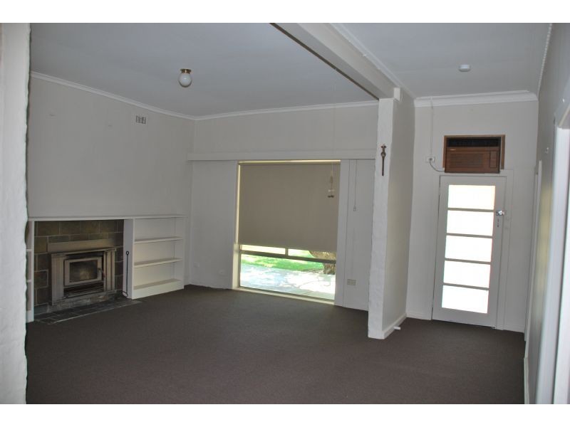 11 Edgewater Road, Kialla VIC 3631