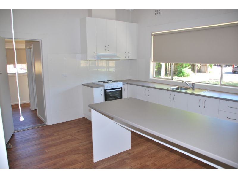 11 Edgewater Road, Kialla VIC 3631