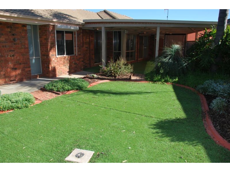 5 Echo Court, Kialla VIC 3631