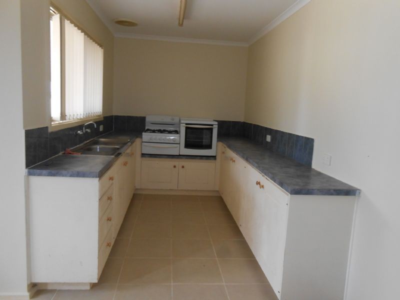 62 Olympic Ave, Shepparton VIC 3630