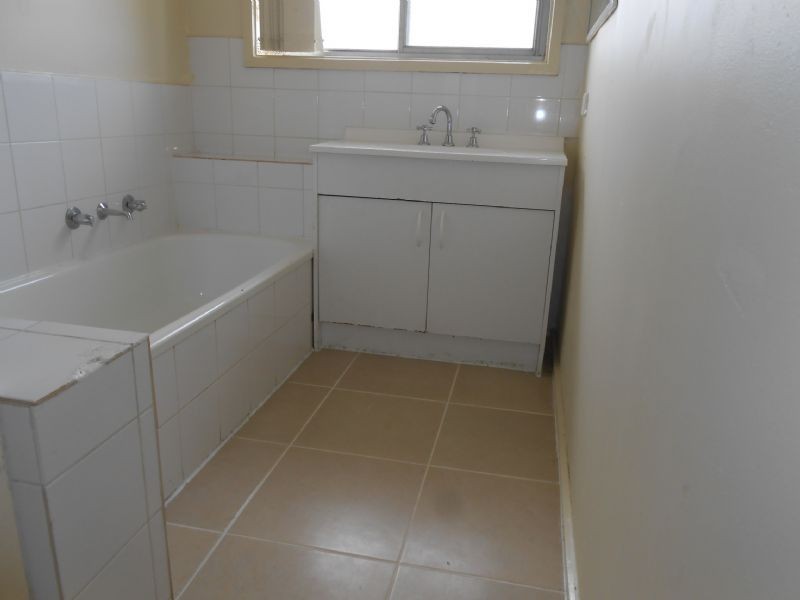 62 Olympic Ave, Shepparton VIC 3630