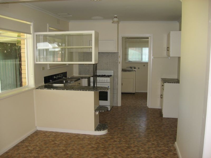 15 Fairless Street, Shepparton VIC 3630