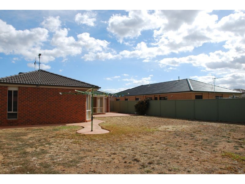 37 Perrivale Drive, Shepparton VIC 3630