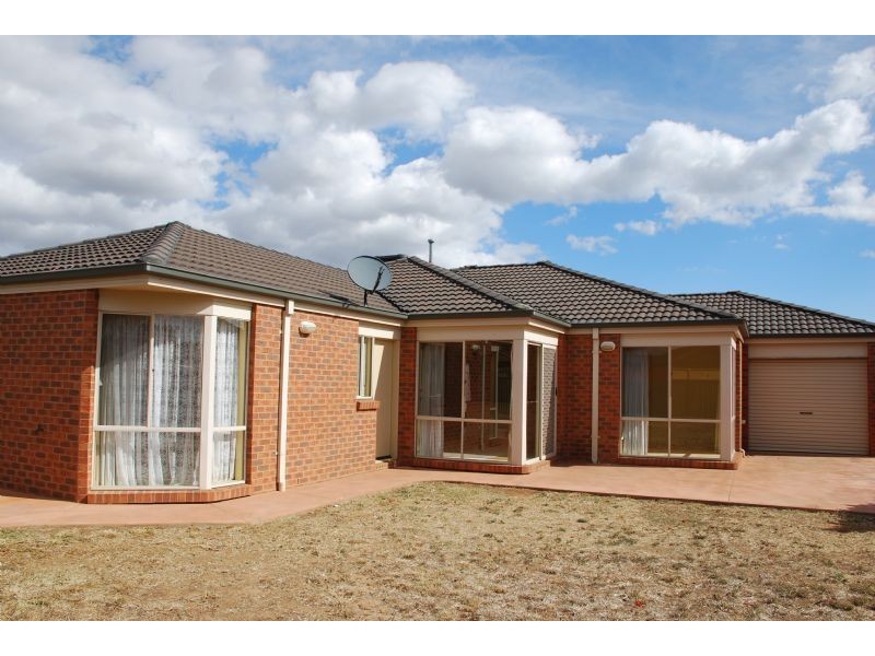 37 Perrivale Drive, Shepparton VIC 3630