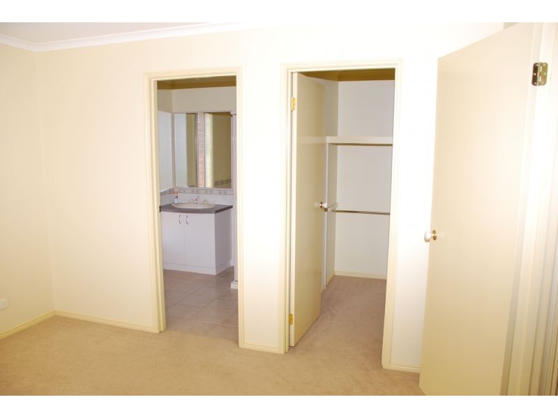 37 Perrivale Drive, Shepparton VIC 3630