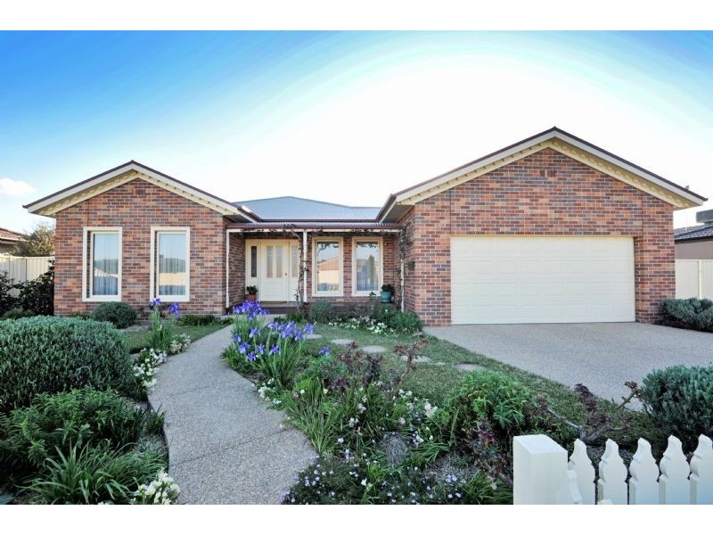 227  Waranga Drive, Kialla VIC 3631