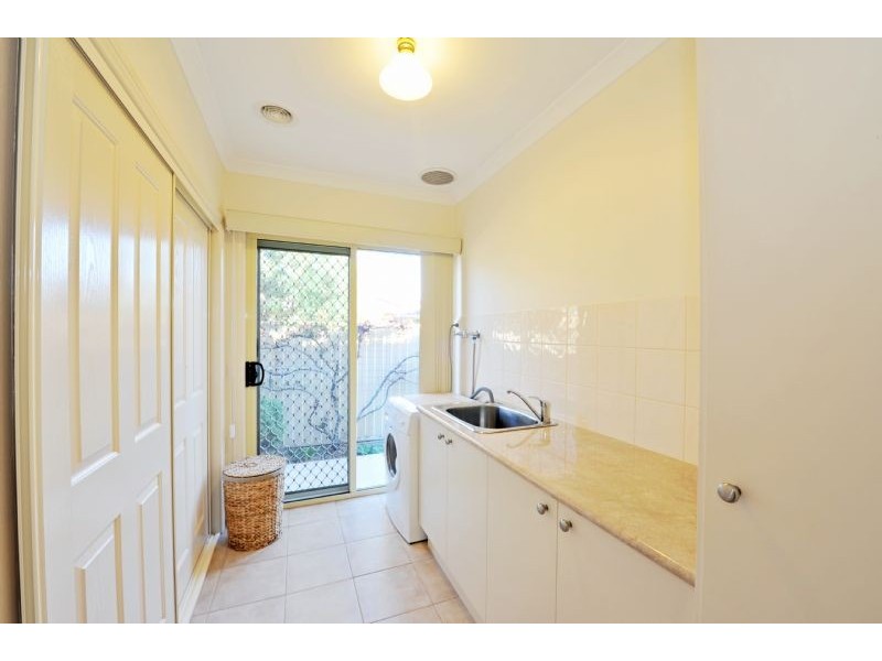 227  Waranga Drive, Kialla VIC 3631