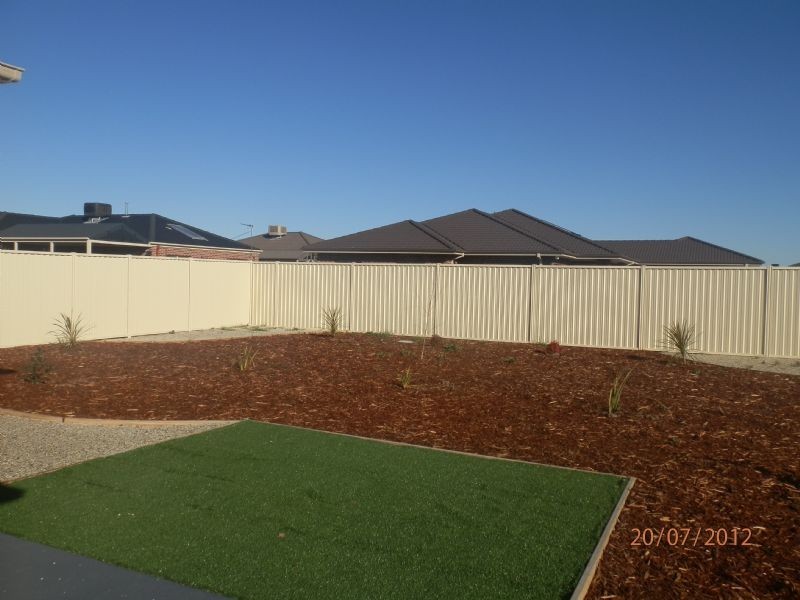 33 Grampians Parade, Shepparton VIC 3630