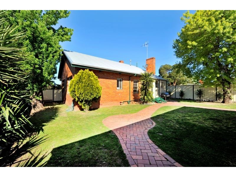 8 Gowrie Street, Shepparton VIC 3630