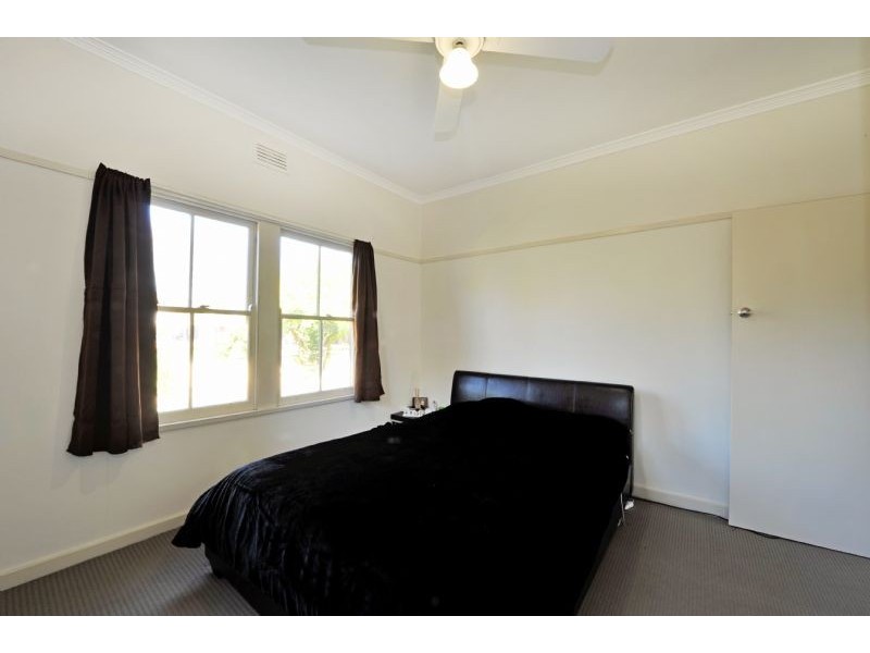 8 Gowrie Street, Shepparton VIC 3630