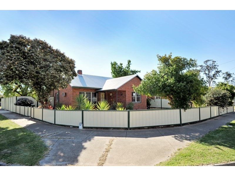 8 Gowrie Street, Shepparton VIC 3630