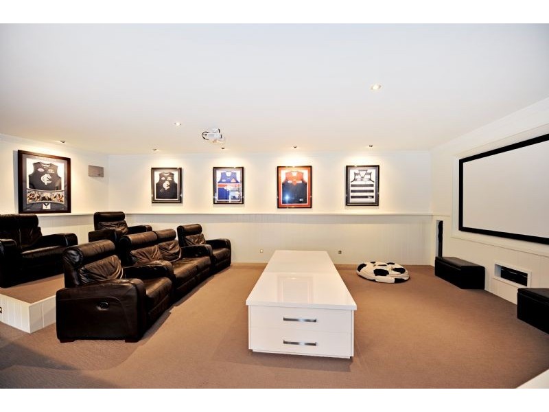 1 Cadah Court, Grahamvale VIC 3631