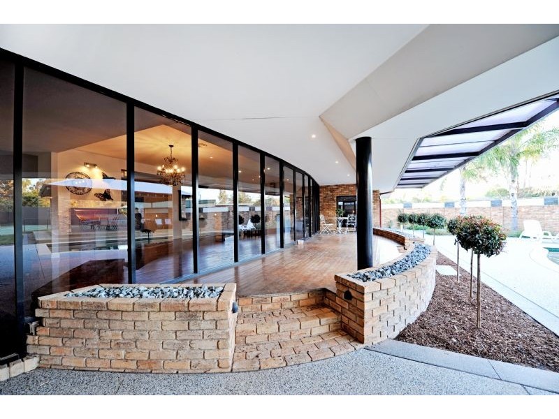 1 Cadah Court, Grahamvale VIC 3631