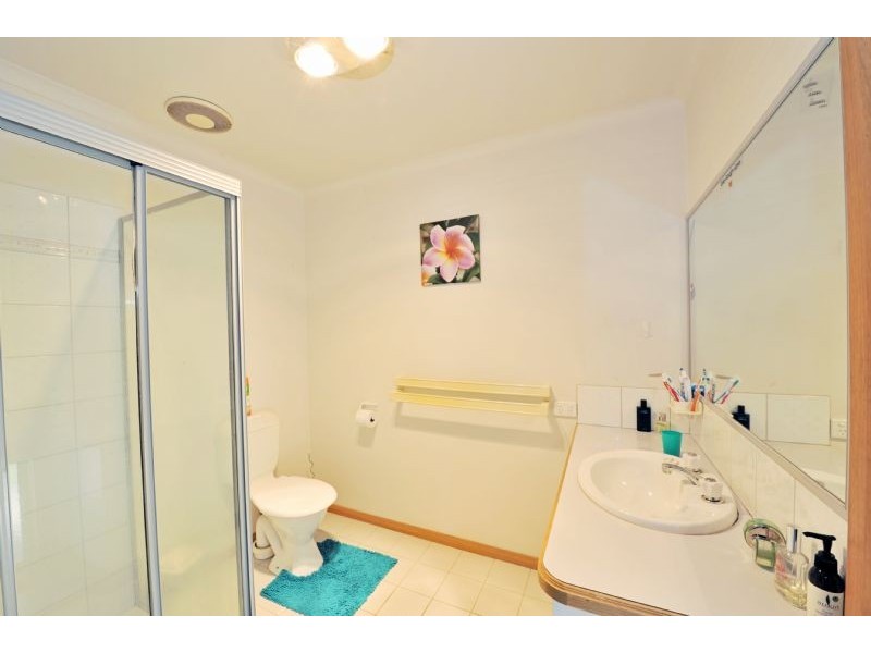17 Orchard Circuit, Shepparton VIC 3630
