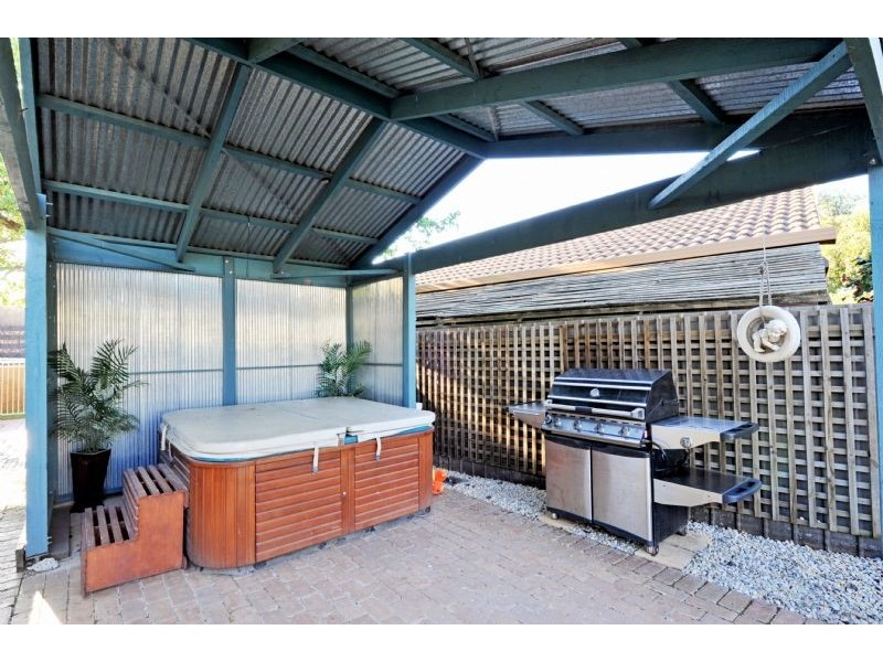 17 Orchard Circuit, Shepparton VIC 3630