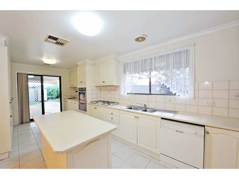 6 Lightfoot Street, Shepparton VIC 3630