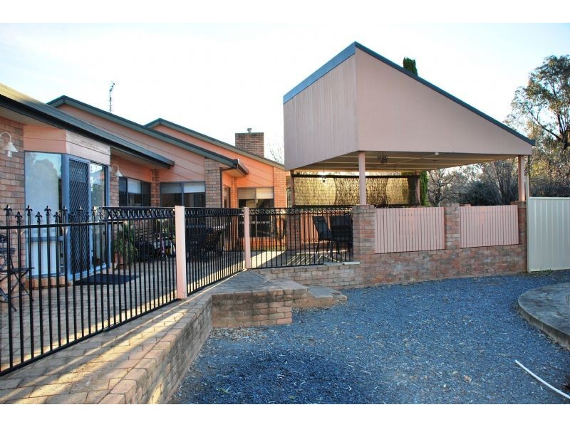 31 Arcadia Downs Drive, Kialla VIC 3631