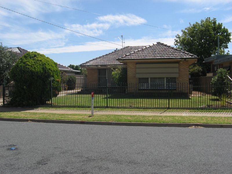 12 Parker Street, Shepparton VIC 3630