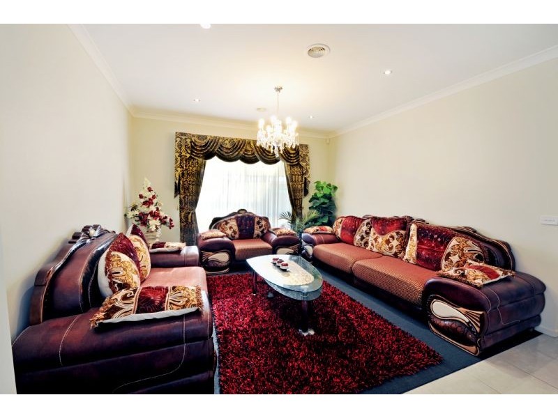 20 Golf Drive, Shepparton VIC 3630