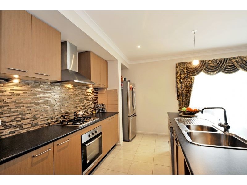 20 Golf Drive, Shepparton VIC 3630