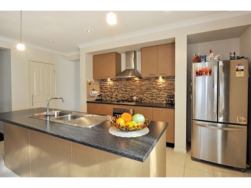 20 Golf Drive, Shepparton VIC 3630