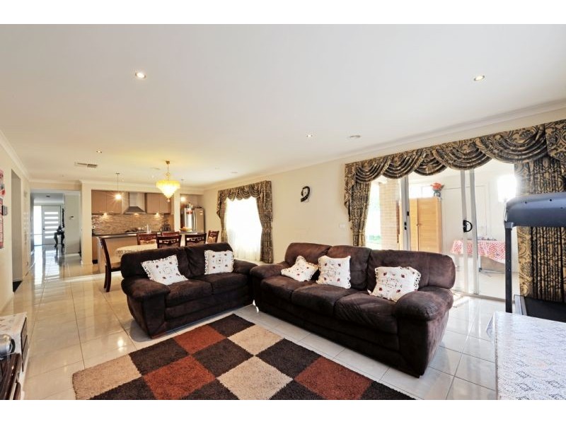 20 Golf Drive, Shepparton VIC 3630