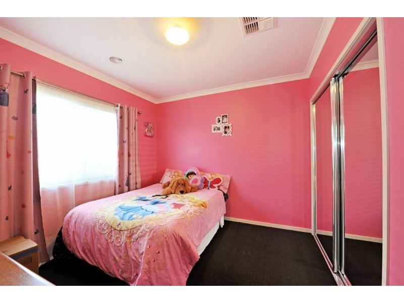 20 Golf Drive, Shepparton VIC 3630