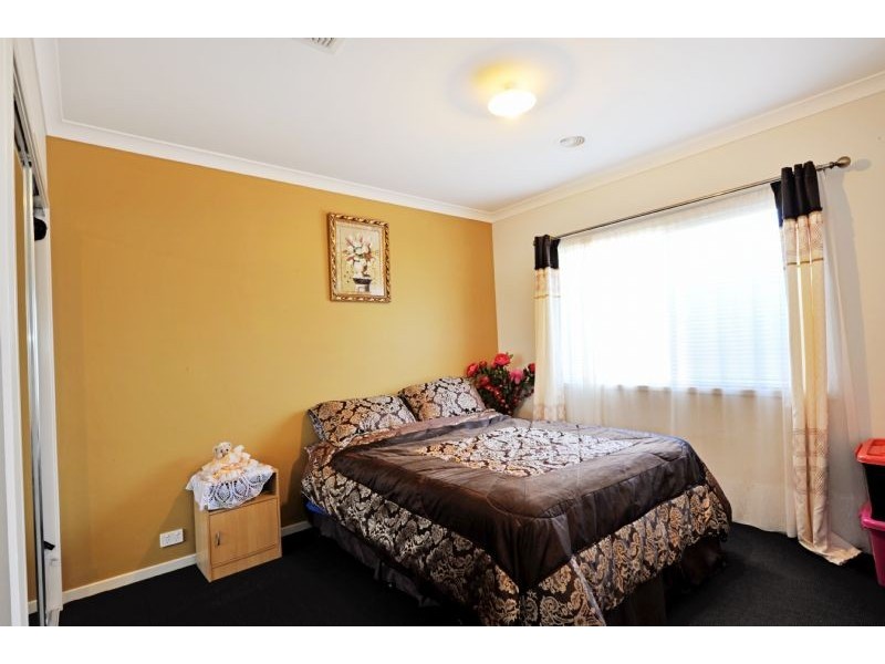 20 Golf Drive, Shepparton VIC 3630