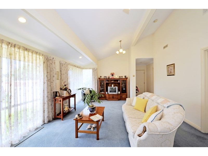 19 Menzies Crescent, Shepparton VIC 3630