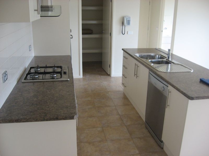 2 Sandhill Street, Shepparton North VIC 3631