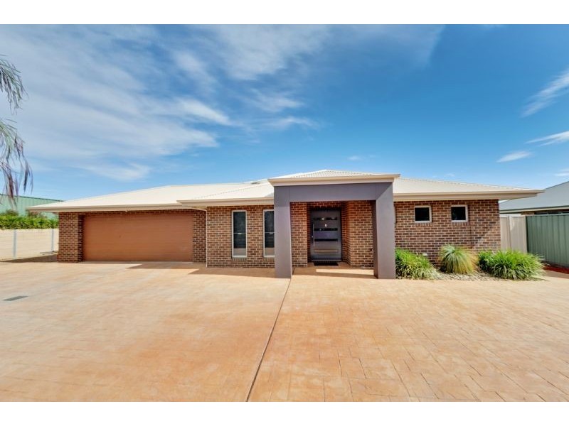 7 Sandbank Place, Shepparton VIC 3630
