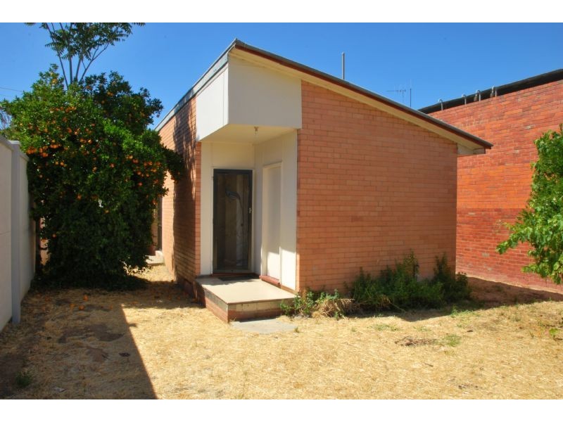 24 McLennan Street, Mooroopna VIC 3629