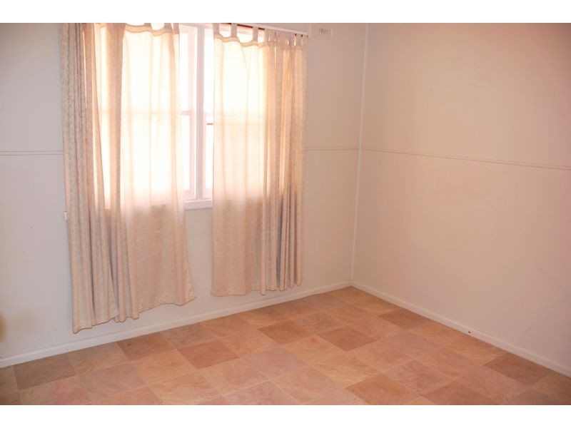 24 McLennan Street, Mooroopna VIC 3629