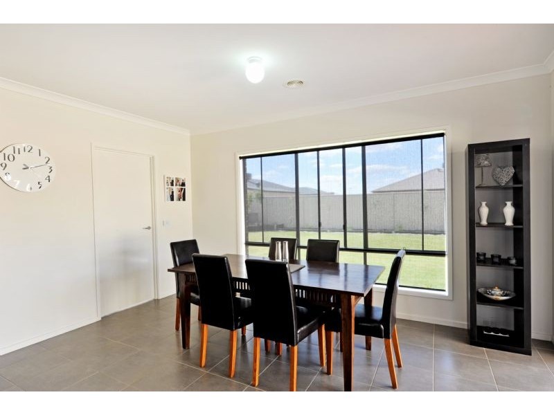 6 Windsor Avenue, Shepparton VIC 3630