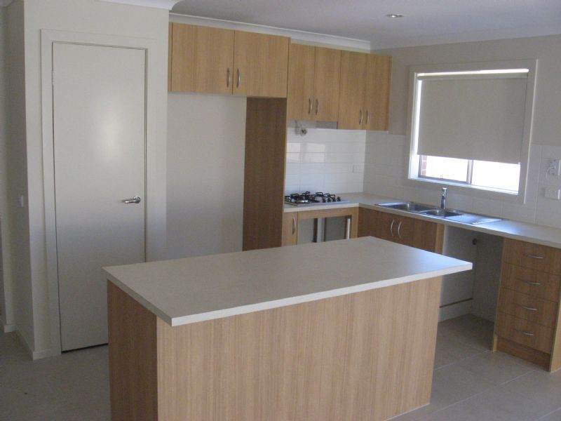 31 Warrambungle Drive, Shepparton North VIC 3631