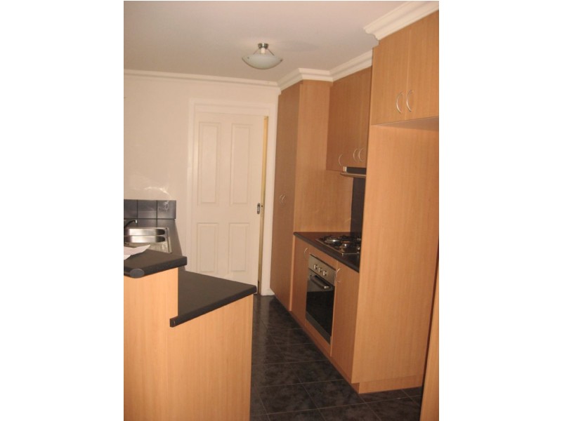 2/24 Brauman Street, Shepparton VIC 3630