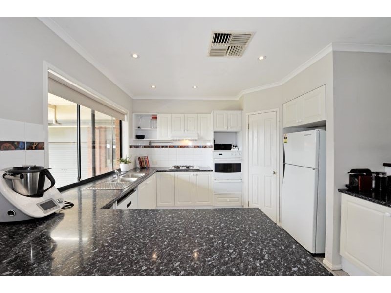 7 Menzies Crescent, Shepparton VIC 3630