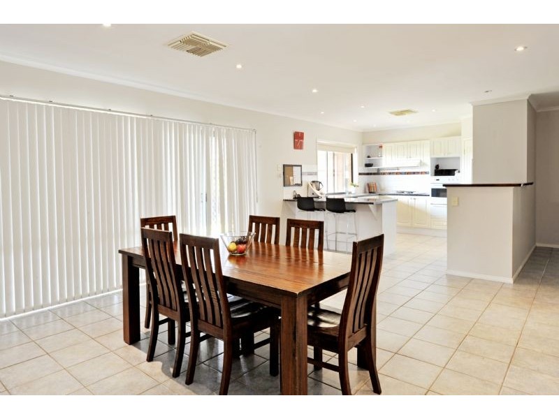 7 Menzies Crescent, Shepparton VIC 3630