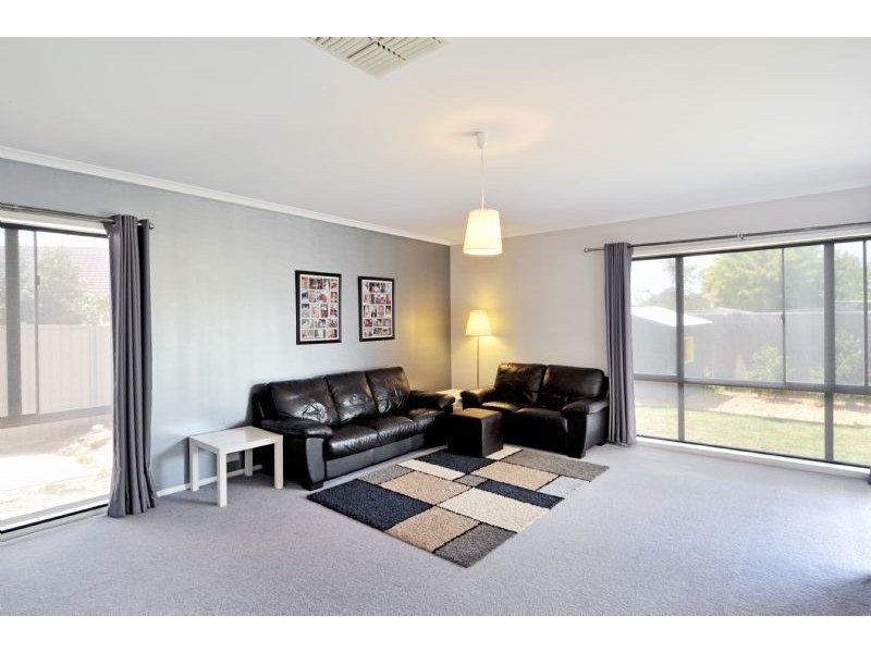 7 Menzies Crescent, Shepparton VIC 3630