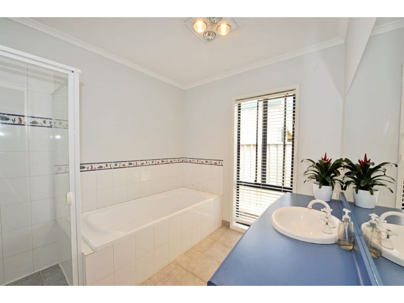 7 Menzies Crescent, Shepparton VIC 3630