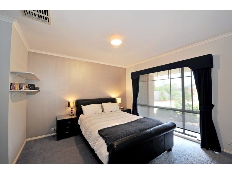 7 Menzies Crescent, Shepparton VIC 3630